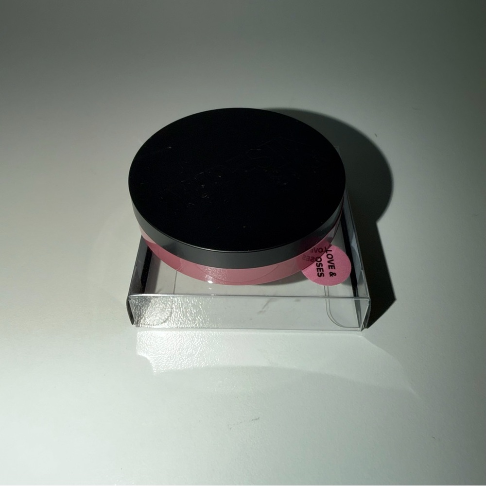 NUDESTIX Love & Roses Blush Compact  Brand New in box - Picture 7 of 16